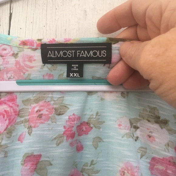 Almost Famous xxl ls floral top. NWOT - Picture 5 of 6